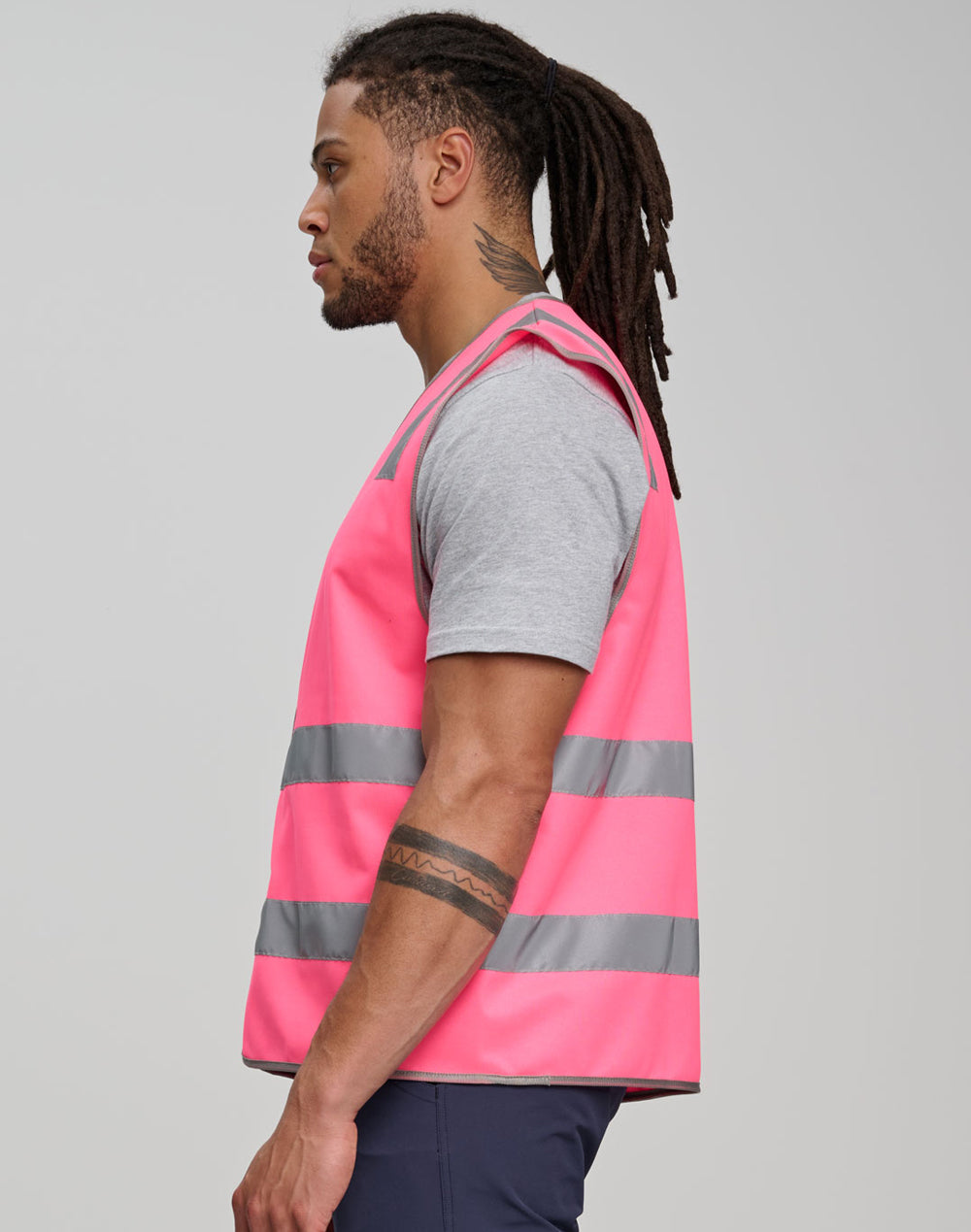 SW43 safety vest with shoulder tapes